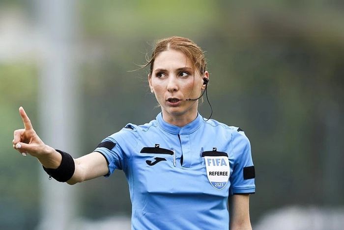 Turkish referee Gamze Durmus Pakkan | Turkiye Today