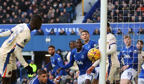 Everton vs Chelsea: Jackson wasteful as Maresca's Blues stumble in title race