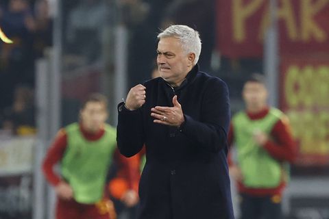Mourinho works his magic as Roma beat Salzburg to reach Europa League last 16
