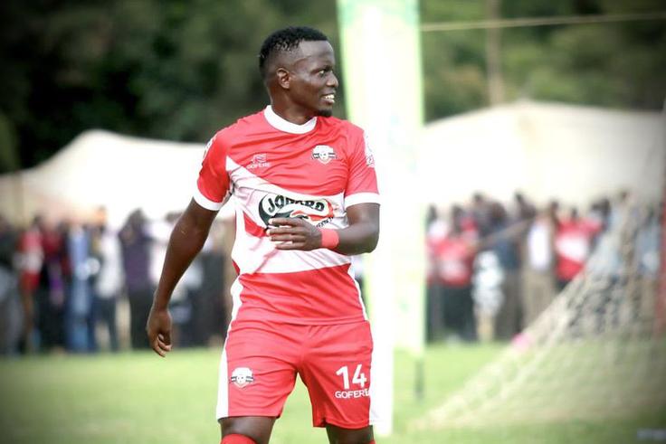 Oldboy Paul Mucureezi sends stern warning to KCCA as Kitara visit Lugogo