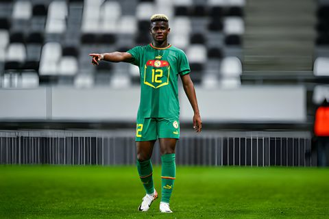 Manchester United to battle Bayer Leverkusen, other European giants for 19-year-old Senegalese starlet from Barcelona