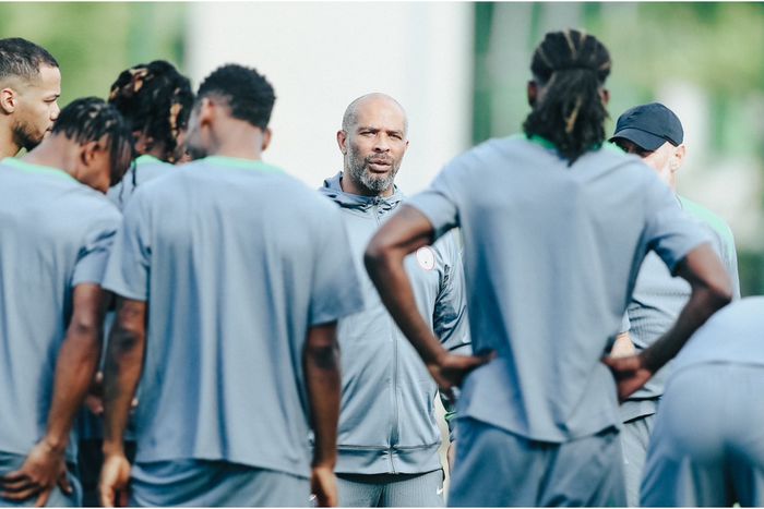 Eric Chelle is standing on business ahead of the Zimbabwe clash on Tuesday.