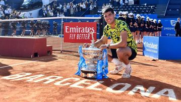 Carlos Alcaraz wins Barcelona Open 2023, defeats Tsitsipas to retain title