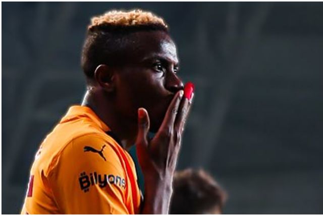 Victor Osimhen scores for Galatasaray.