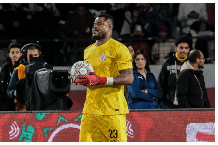 Ex-Super Eagles star urges Chelle to drop Nwabali