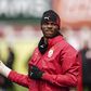 Victor Osimhen returns with a protective hand gear || Imago