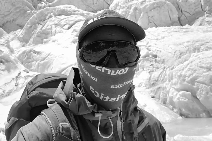 Kenyan climber found dead near Mount Everest summit after going missing