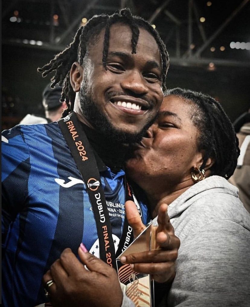 [VIDEO]: Ademola Lookman And His Mother's Heartwarming Moment After ...