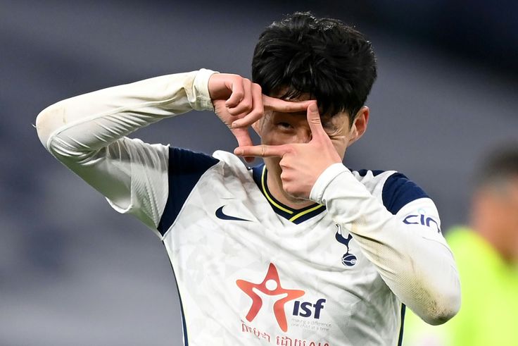 'Happy' Son signs new four-year deal at Tottenham