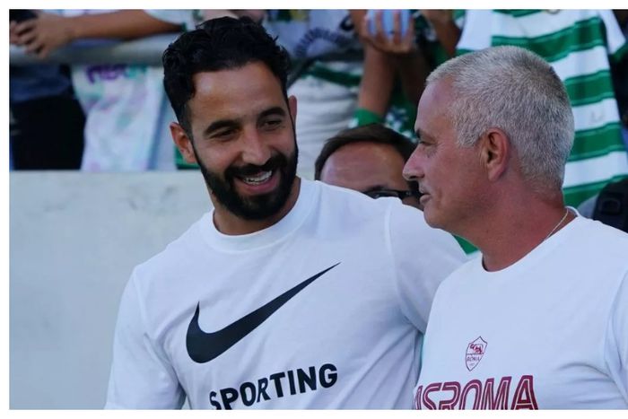 Mourinho tips Man United manager for greatness