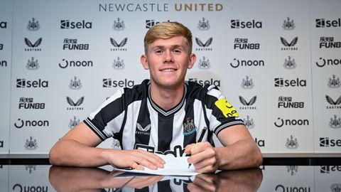 Lewis Hall: Newcastle sign Chelsea defender on loan ahead of permanent deal next summer