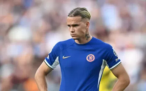 Chelsea news: Mykhailo Mudryk missing from training ahead of Luton clash