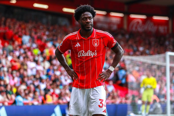 Nottingham Forest defender Ola Aina  (Credit: Imago)