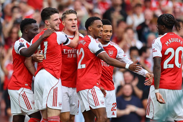 Arsenal players celebrating || Imago