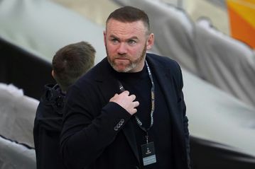 Rooney pledges to stay with troubled Derby