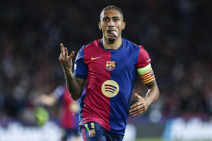 Raphinha celebrating his goal for Barcelona (Credit: Imago)