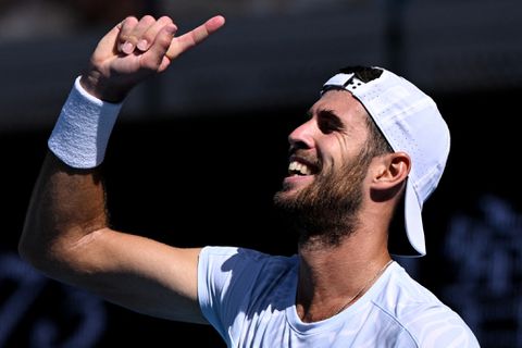 Khachanov reaches second consecutive Grand Slam semis, Korda exits on sad note