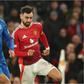 Dessers faces Fernandes in the game.