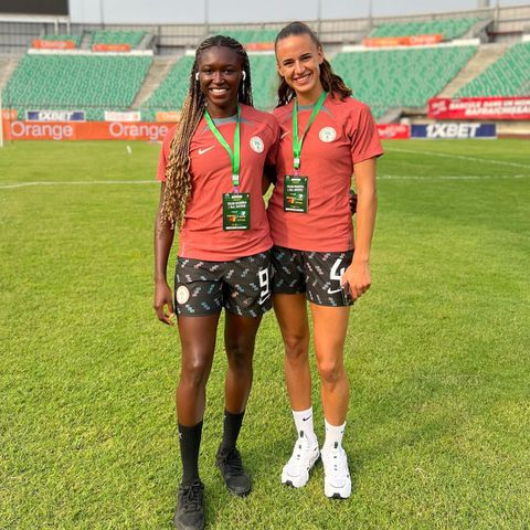 England stars Rinsola Babajide and Ashleigh Plumptre reunite with Super Falcons of Nigeria