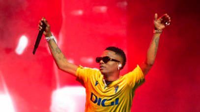 Cadiz shares Wizkid picture on Twitter.