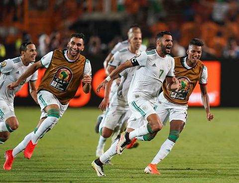 Mahrez strikes late to drag Algeria closer to qualification
