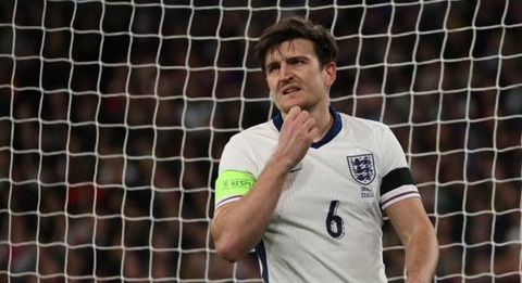 Manchester United suffer new injury scare as Maguire withdraws from England squad