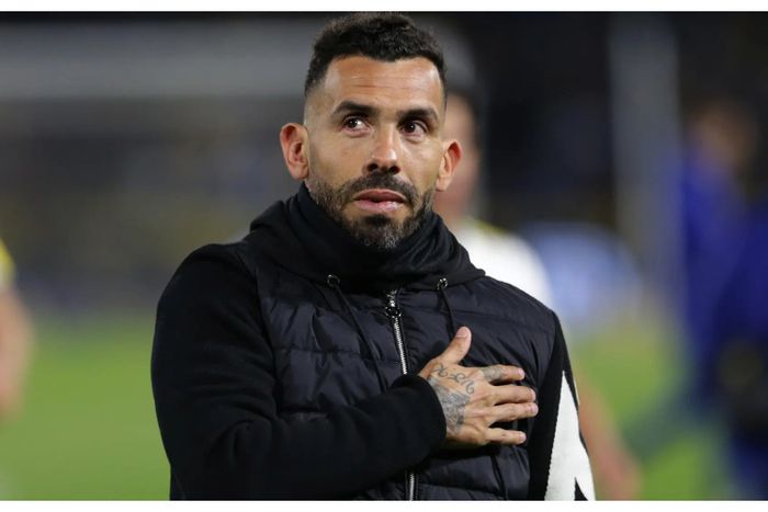 Carlos Tevez rushed to the hospital