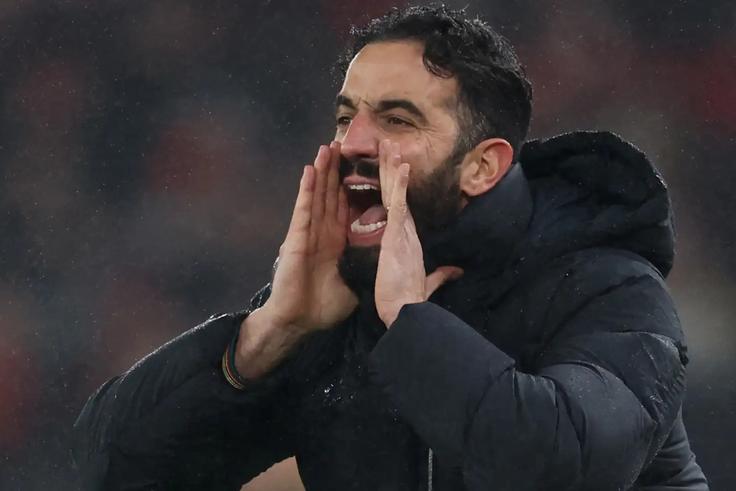 We are tired of you! Manchester United set to offload 22-year-old FLOP