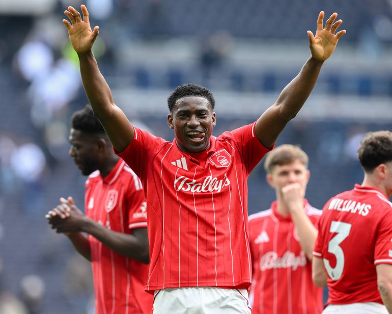 Awoniyi provides assists for fifth goal || imago