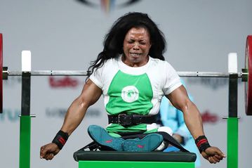 Nigeria's Patience Igbiti receives a Paralympic Award as Shaibu rejoices