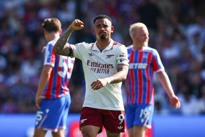 Everton eyeing a big move for Premier League winner