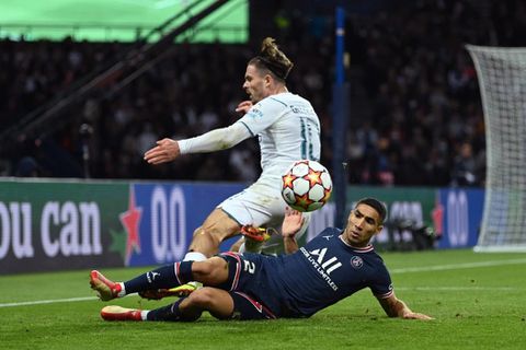 Achraf Hakimi in action for PSG against Manchester City