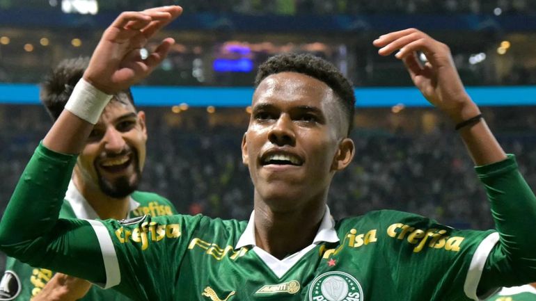 Chelsea's new buy Estevao has been rated as the best since Neymar in Brazil.