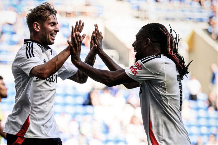 Super Eagles of Nigeria star Alex Iwobi targets reunion at Fulham  We like to sign Arsenal players and targets for a reunion at Fulham.