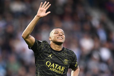 Kylian Mbappé reinstated into PSG's first-team squad after