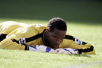 Former West Ham goalkeeper collapses on live TV ahead of Real Madrid vs AC Milan friendly