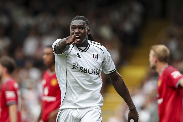 Calvin Bassey during the match against Manchester United | Imago
