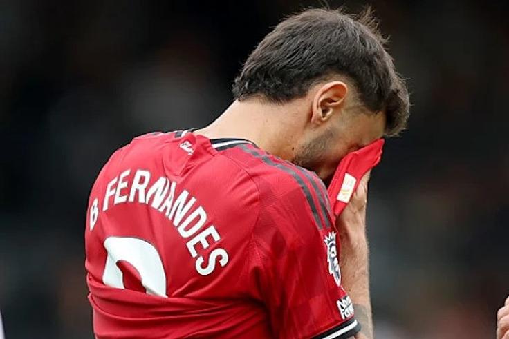 Man Utd captain Bruno Fernandes blames referee after missing penalty against Fulham