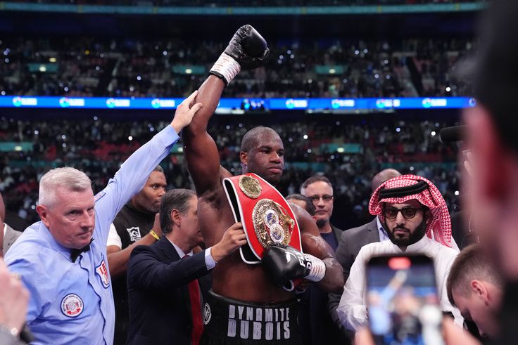 Daniel Dubois to face Anthony Joshua's former opponent