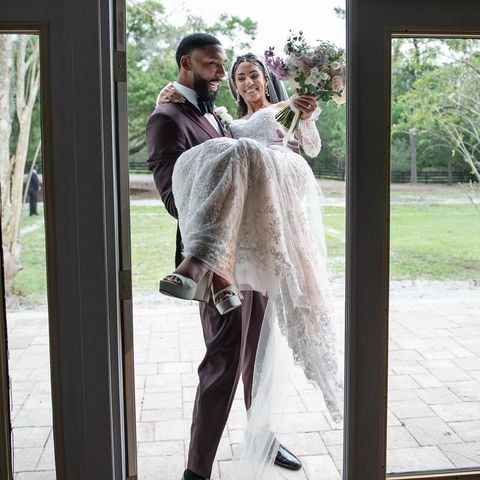 Nigerian D'Tigers star Jahlil Obika Okafor gets married in style.