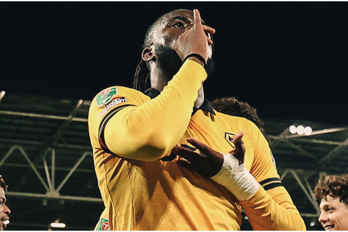 Nigerian forward Tolu Arokodare celebrates scoring his first-ever goal for Wolves || Imago