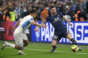 Messi muted as 10-man PSG draw with Marseille