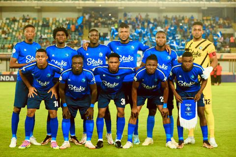 Costly Error — Enyimba explain embarrassing photo of player with handwritten number