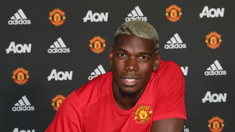 Pogba signs for Manchester United || Getty