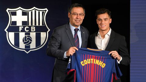 Coutinho signs for Barcelona || Sky Sports