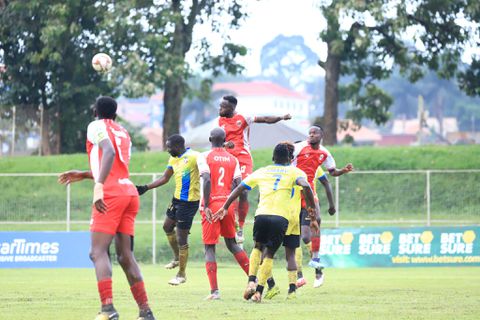 Maroons edge Express, leaving no undefeated team in UPL