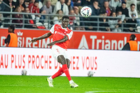 Stade Reims coach provides worrying update over Joseph Okumu's injury status after missing Lyon clash