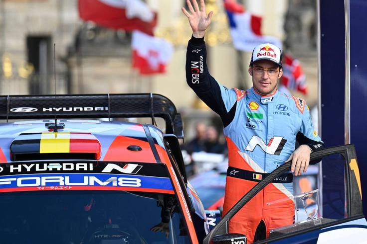 Thierry Neuville seals maiden WRC title after Ott Tanak crashes in Rally Japan