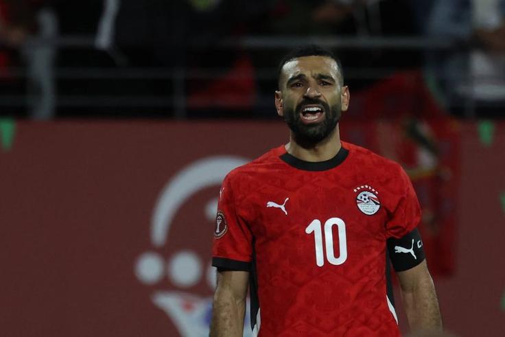 Mohamed Salah's Egypt Coach Speaks Out on Liverpool Struggles: 'I Support Him in Everything'