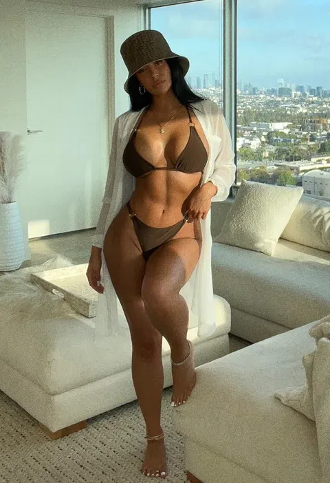 Ashlyn Castro Net Worth: Age, Bio, Boyfriend, Career, Dating history, How Rich is she in 2025